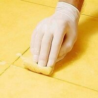 Как правильно затирать швы на керамической плитке